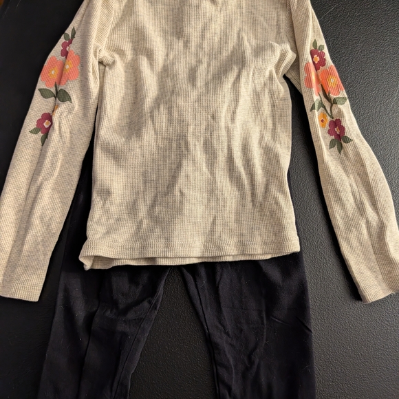 Ivory Ribbed Knit Top With Floral Design On Sleeves And Black Leggings Outfit - Picture 2 of 8